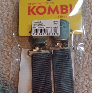 Kombi Mitt Clips/Mitt Savers (NWT)